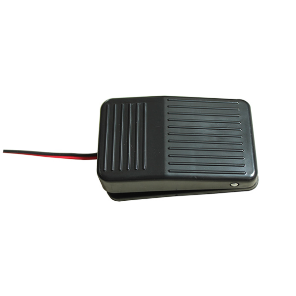 Interruttore a pedale 10a 250 Vca